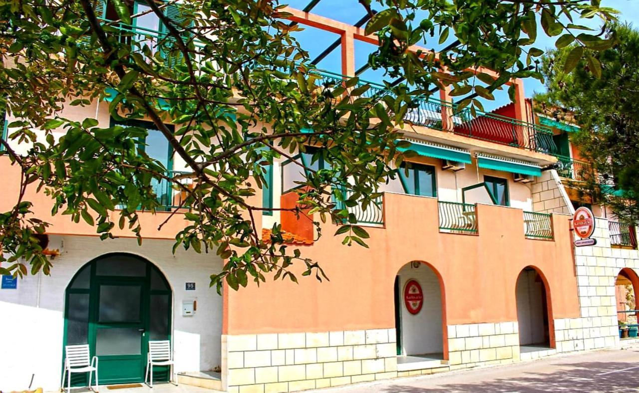 Apartments Gabriela Drvenik  Dış mekan fotoğraf